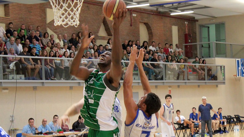 El Zornotza ST salda cuentas pendientes con el Easo (94-62)